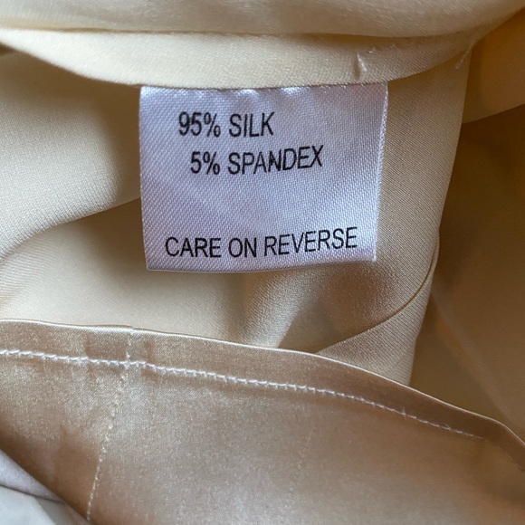 St. John Collection Cream Satin Ruffle Blouse - Picture 13 of 14